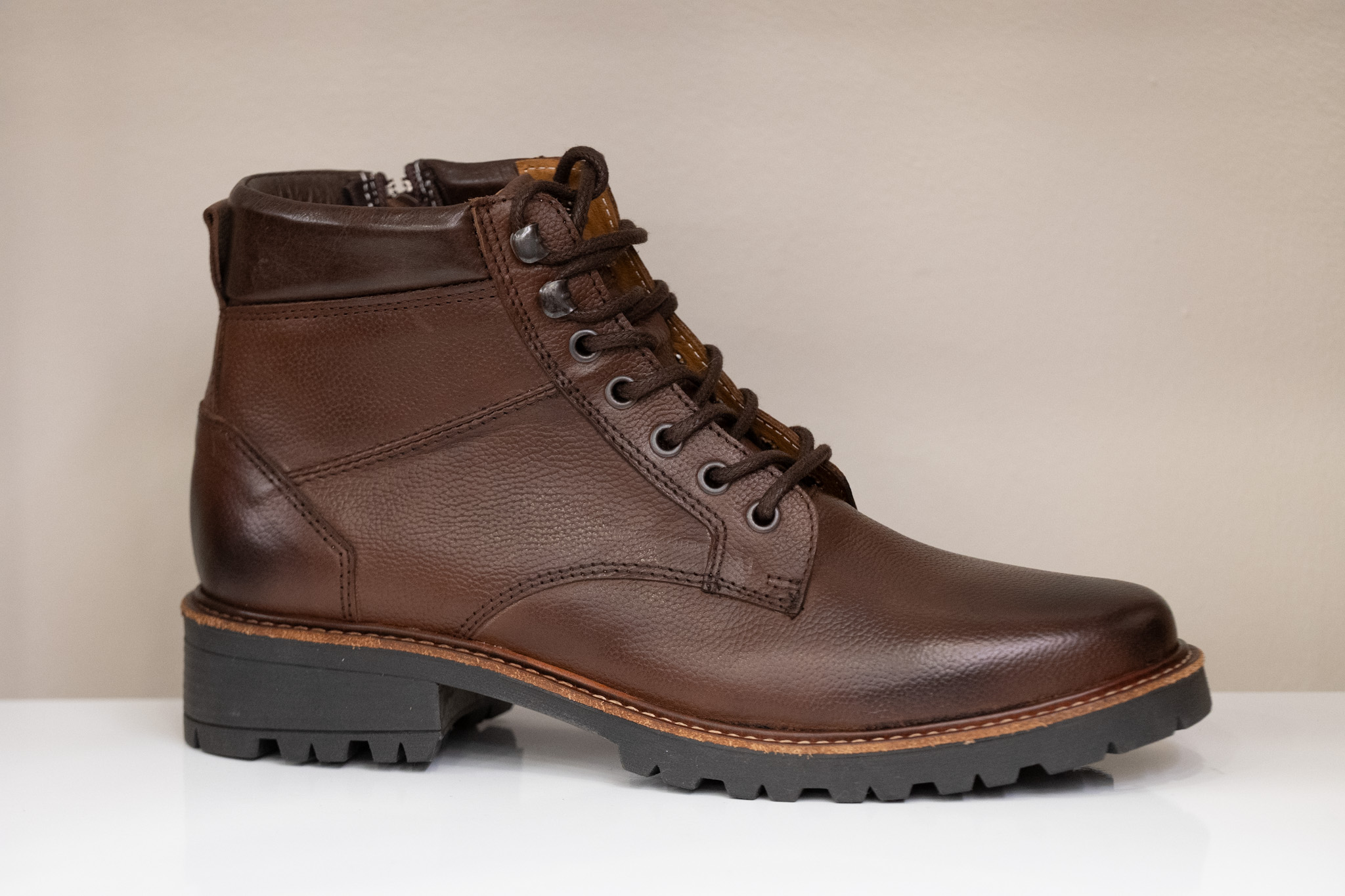 Finlandia Borcego